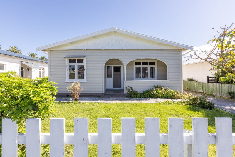 42 Vigor Brown Street, Napier South, Napier - Carousel 2