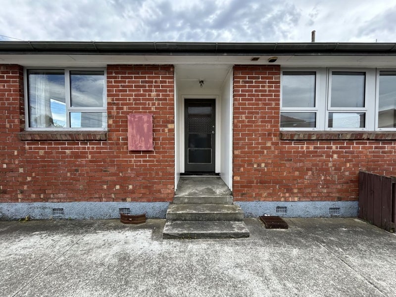 28 Fenchurch Street, Redwood, Christchurch - Carousel 2
