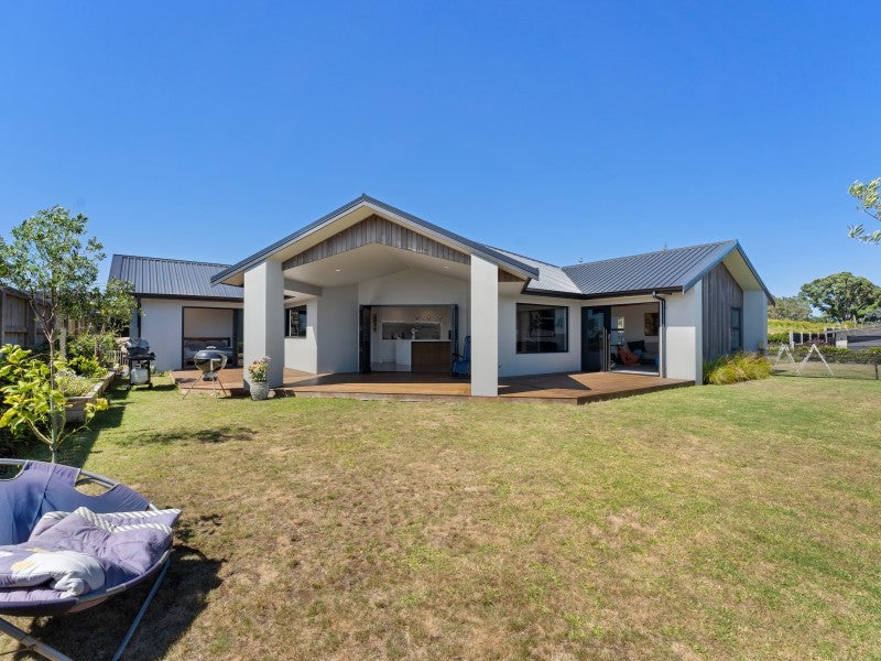 18 Kotare Drive, Waiwhakaiho, New Plymouth - Carousel 26