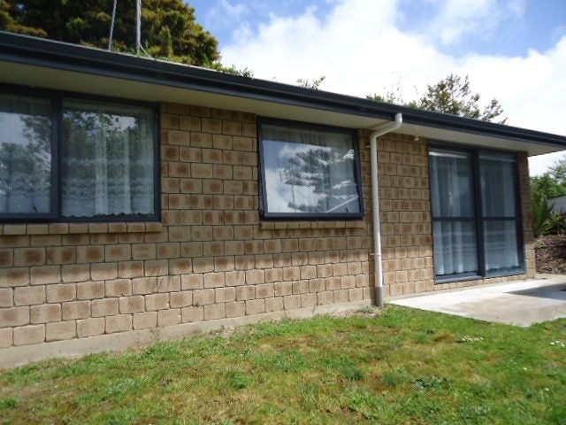 1 Ansford Place, Bader, Hamilton - Carousel 2