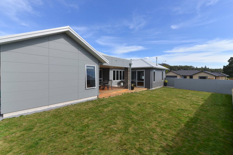 126 Iles Road, Lynmore, Rotorua - Carousel 26
