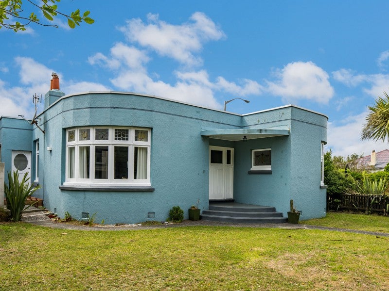 27 Main Road, Titahi Bay, Porirua - Carousel 1