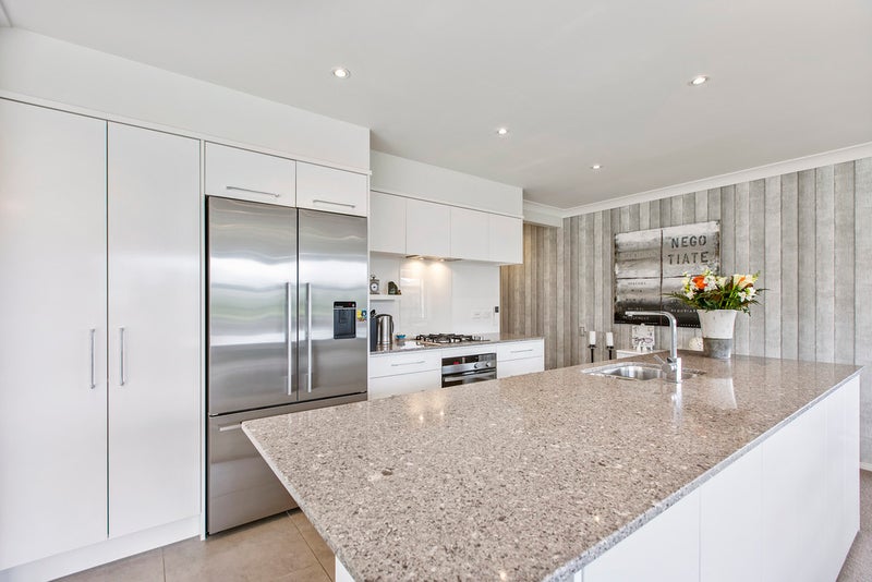 42 Barbarich Drive, Stonefields, Auckland - Carousel 2