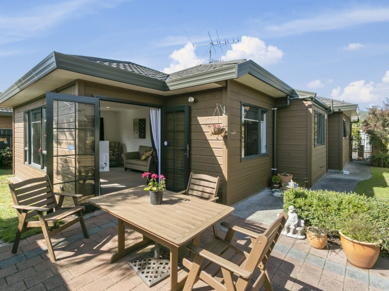 3/358 Waiwhetu Road, Fairfield, Lower Hutt - Carousel 1