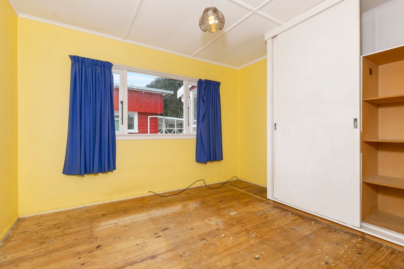 81 Coatesville-Riverhead Highway, Albany - Carousel 26