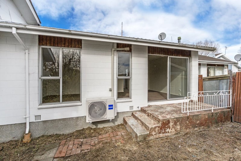 4/137 Olliviers Road, Phillipstown, Christchurch - Carousel 1
