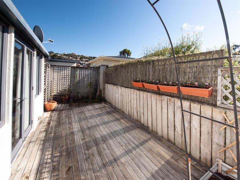 2/6 Earp Street, Johnsonville, Wellington - Carousel 15
