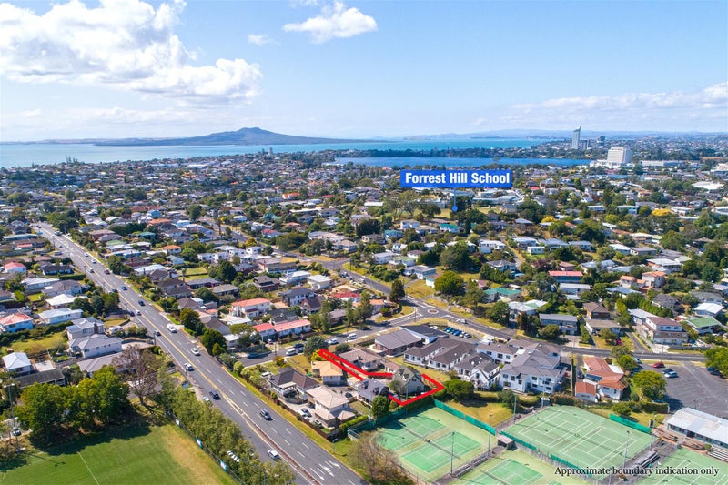 2/2 Becroft Drive, Forrest Hill, Auckland - Carousel 2