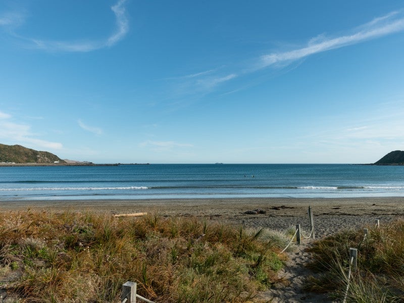 12 Lyall Parade, Lyall Bay, Wellington - Carousel 2