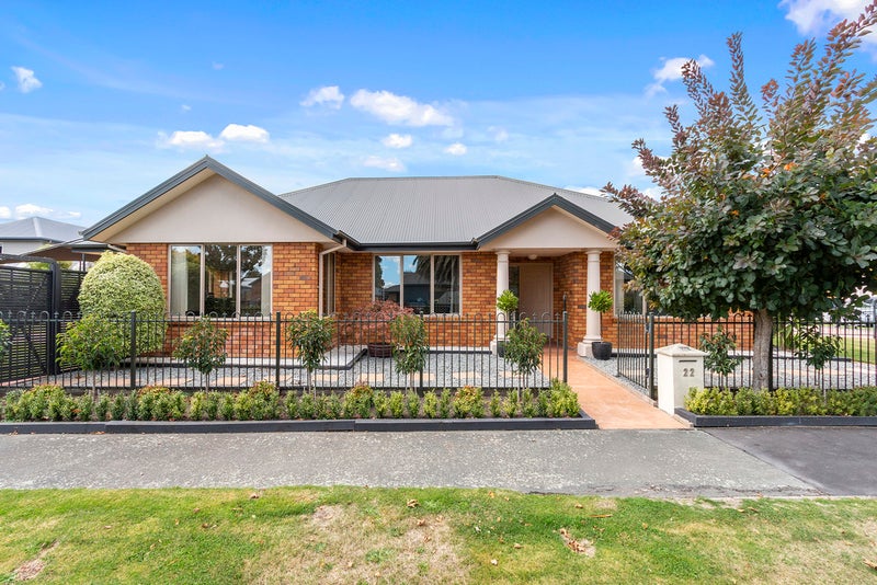 22 Laguna Gardens, Shirley, Christchurch - Carousel 1