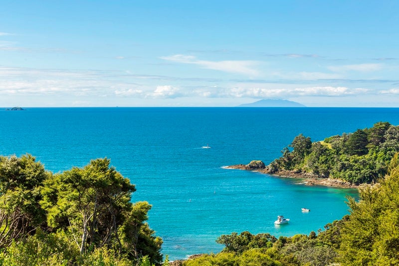 73 Queens Drive, Oneroa, Waiheke Island - Carousel 1