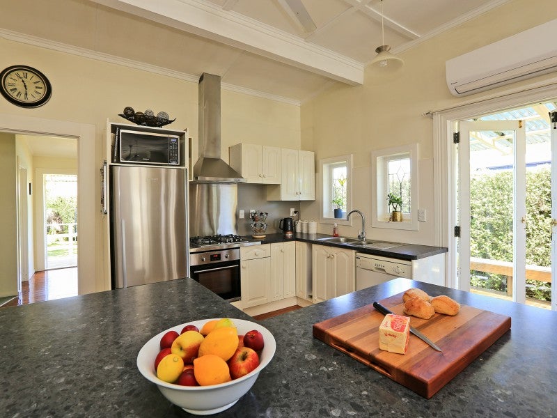 202 Gascoigne Street, Raureka, Hastings - Carousel 2