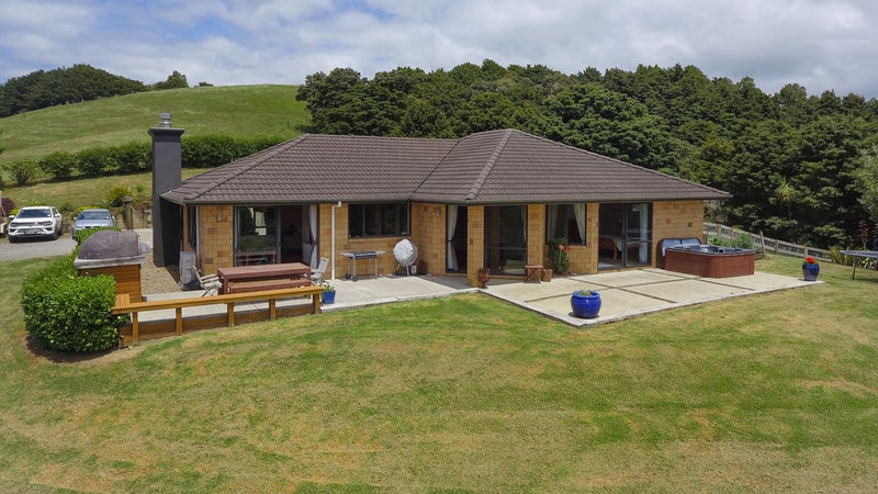 32 Cameron Way, Makarau, Warkworth - Carousel 1