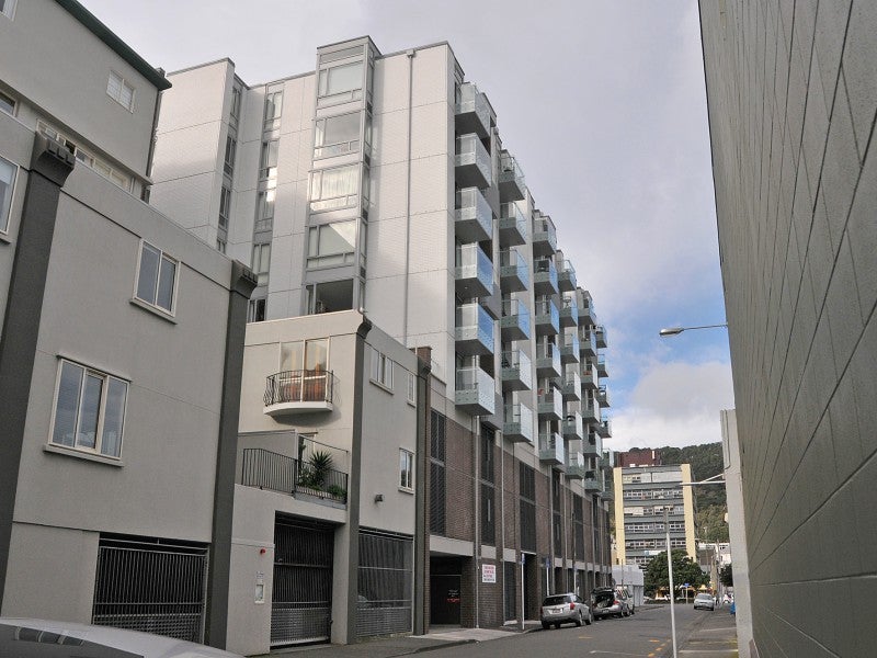 6G/10 Lorne Street, Te Aro, Wellington - Carousel 2