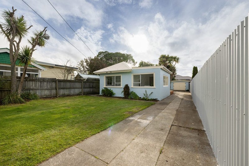 10 Falcon Street, New Brighton, Christchurch - Carousel 2