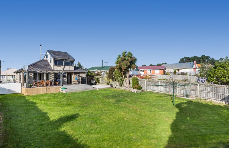 20 Lock Street, Saint Clair, Dunedin - Carousel 16