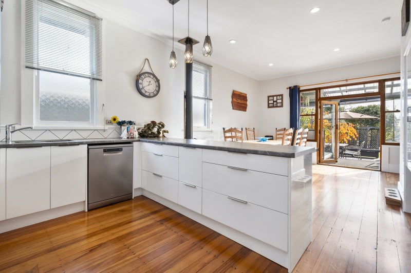 287 College Street, West End, Palmerston North - Carousel 2