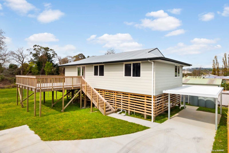 18A Greenhaven Avenue, Opaheke, Papakura - Carousel 2