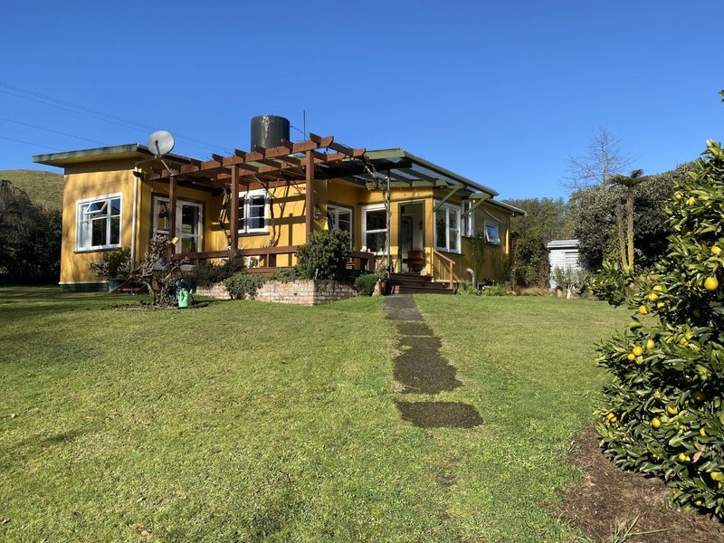 160 Supplejack Valley Road, Upper Moutere - Carousel 1