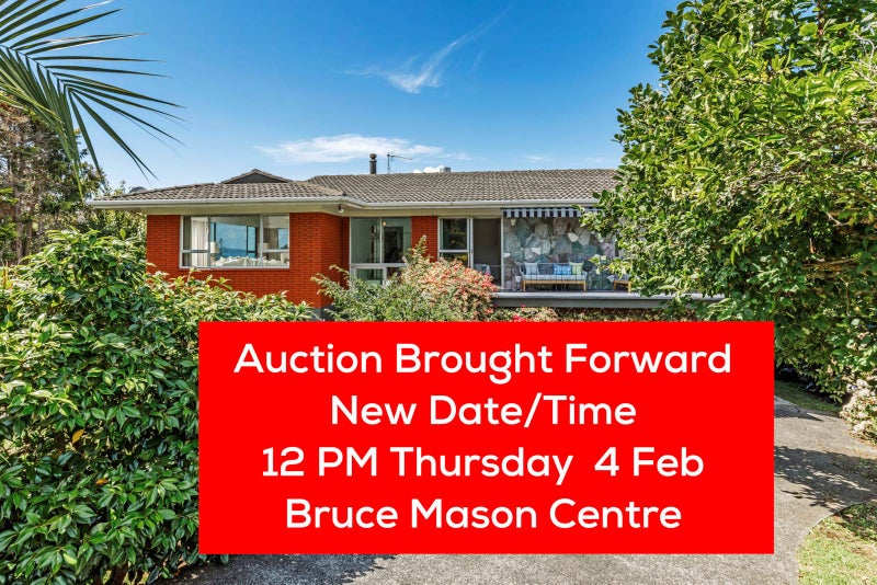 11 Oban Road, Browns Bay, Auckland - Carousel 1