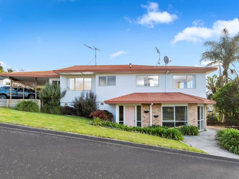 17 Te Koari Drive, Brookfield, Tauranga - Carousel 1