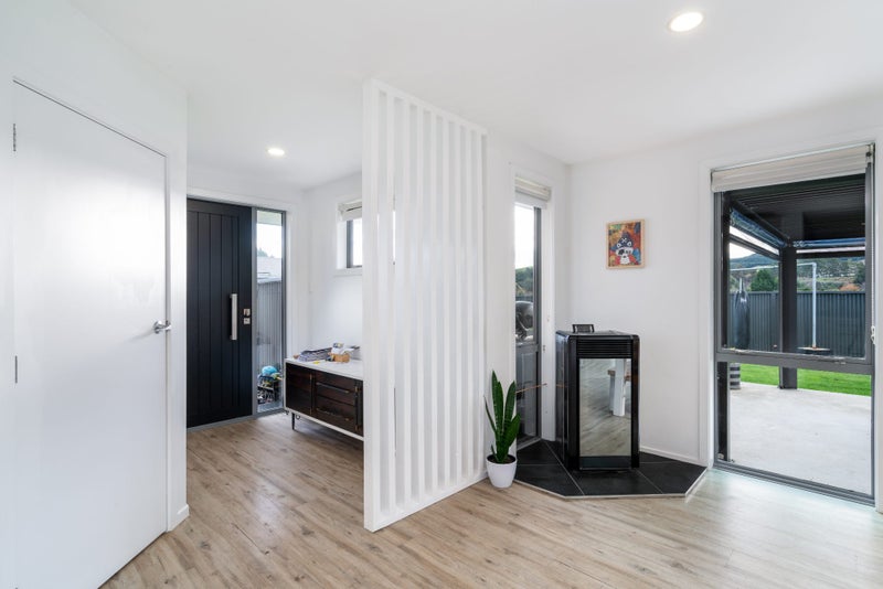 69 Grandvista Drive, Green Island, Dunedin - Carousel 2