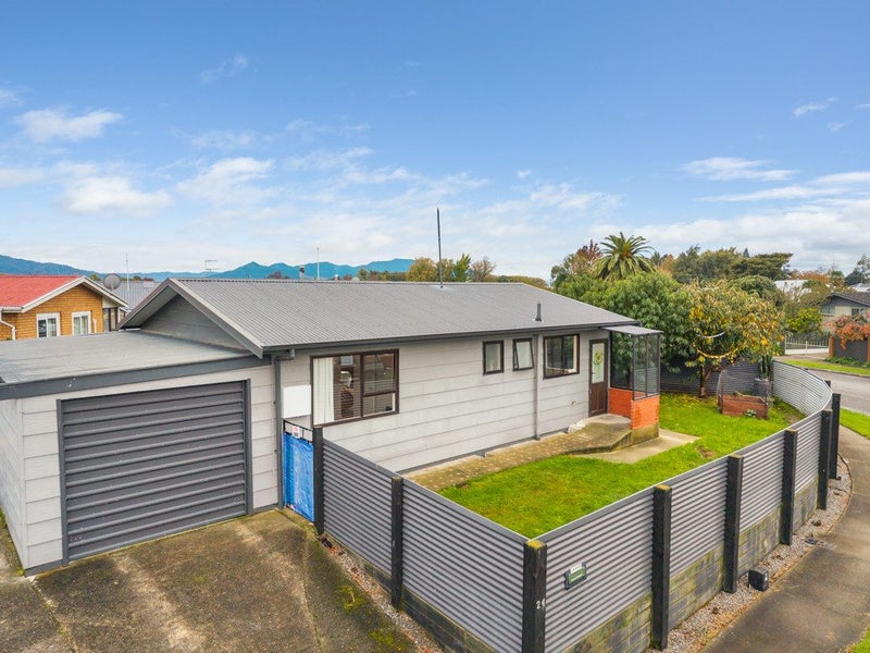 24A Shirtliff Street, Riversdale, Blenheim - Carousel 1