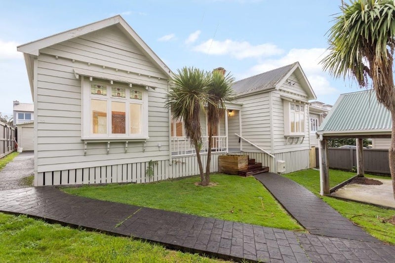 30 Croydon Road, Mount Eden, Auckland - Carousel 1