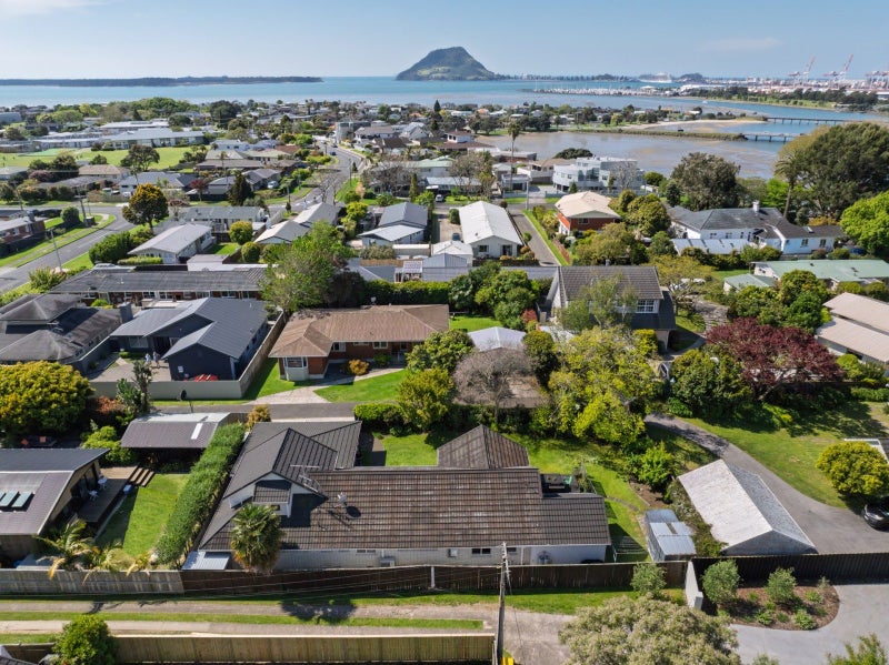 20 Myres Street, Otumoetai, Tauranga - Carousel 20