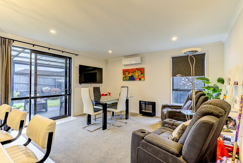 16 Taotahi Avenue, Dinsdale, Hamilton - Carousel 2