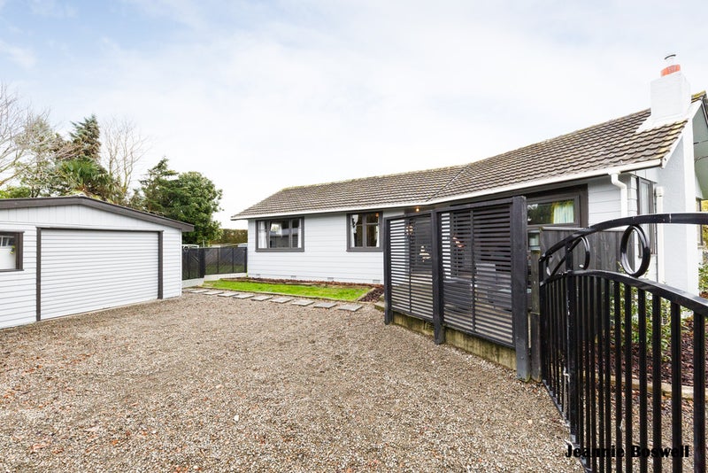 29 Benmore Avenue, Cloverlea, Palmerston North - Carousel 1