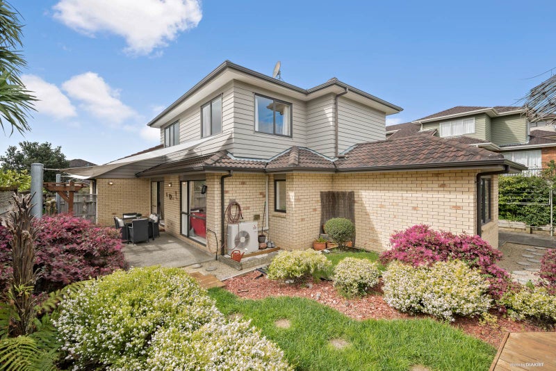 7 Canyon Drive, Oteha, Auckland - Carousel 2