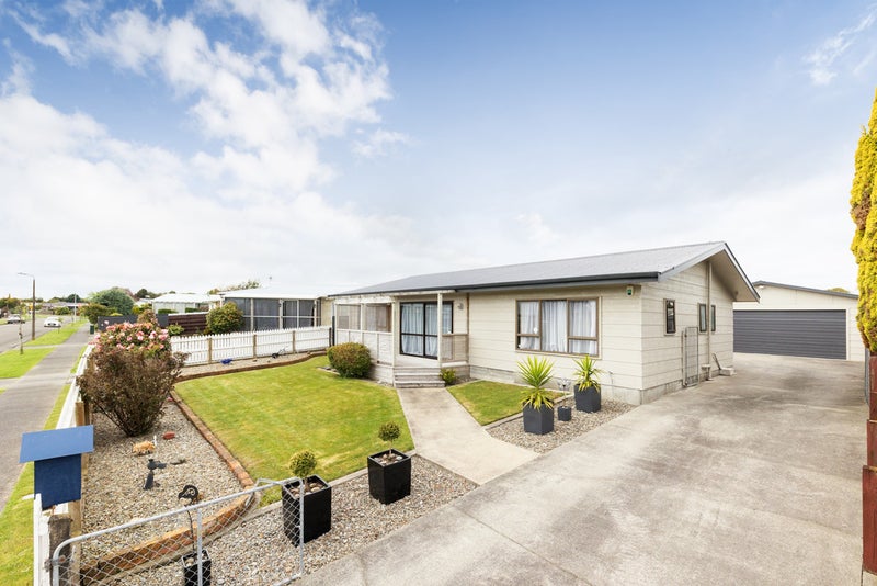 64 Herbert Avenue, Cloverlea, Palmerston North - Carousel 1