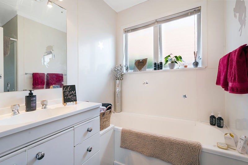 360 Main Road, Huapai, Kumeu - Carousel 6