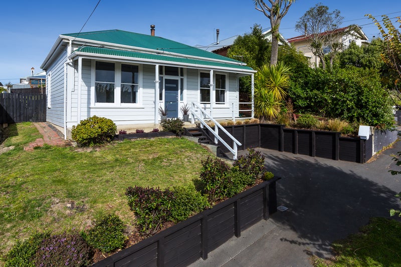 39 Ryehill Street, Calton Hill, Dunedin - Carousel 1