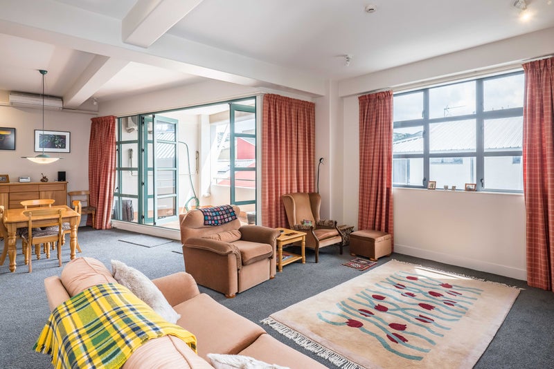 7/22 Ghuznee Street, Te Aro, Wellington - Carousel 2