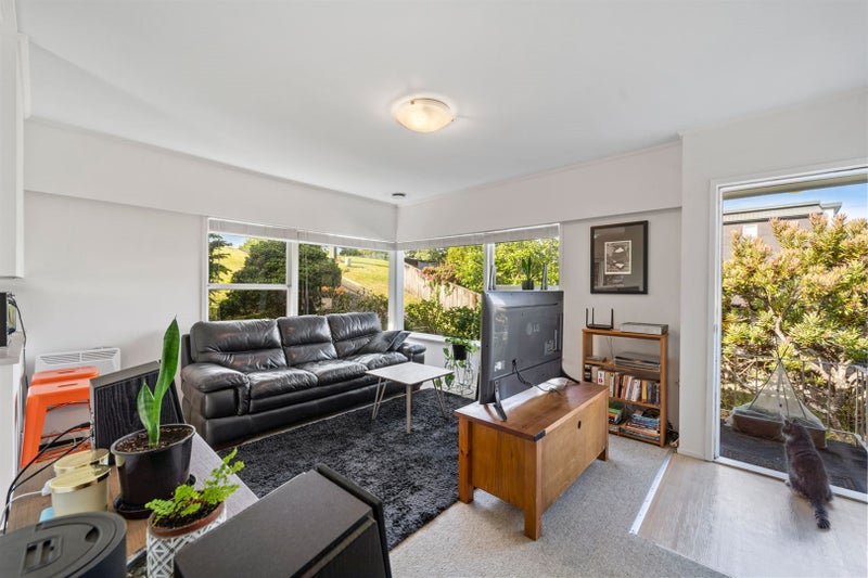 1/58 Arran Road, Browns Bay, Auckland - Carousel 2