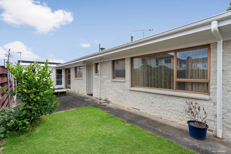 2/205 St George Street, Papatoetoe, Auckland - Carousel 2