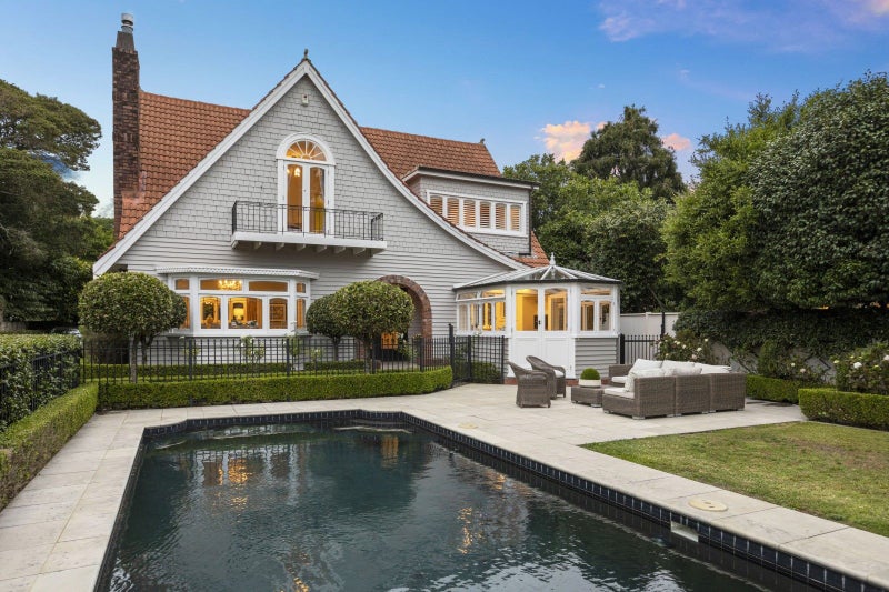 8 Castle Drive, Epsom, Auckland - Carousel 2