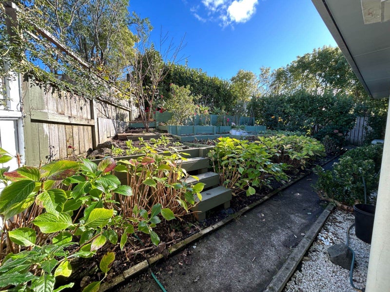 41 Holmes Drive South, Massey, Auckland - Carousel 2