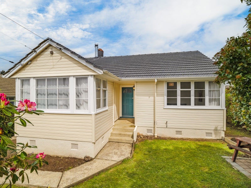 35 Ashmore Street, Halfway Bush, Dunedin - Carousel 1