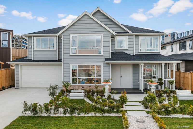 25 Rathmullen Place, Pinehill, Auckland - Carousel 1