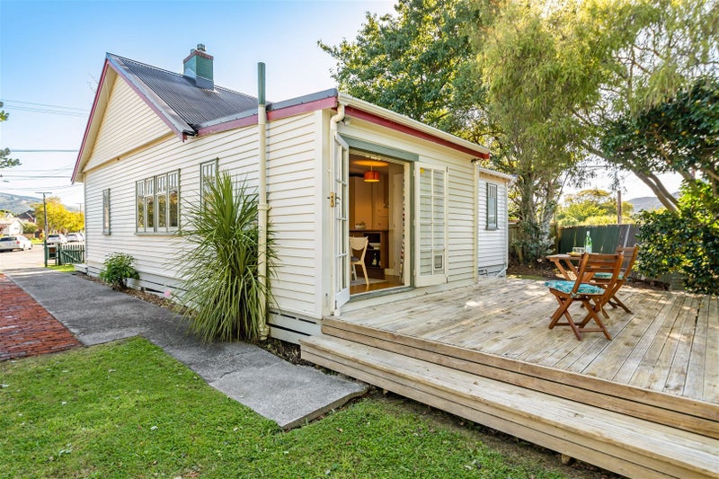 1/14 Pohutukawa Street, Woburn, Lower Hutt - Carousel 2