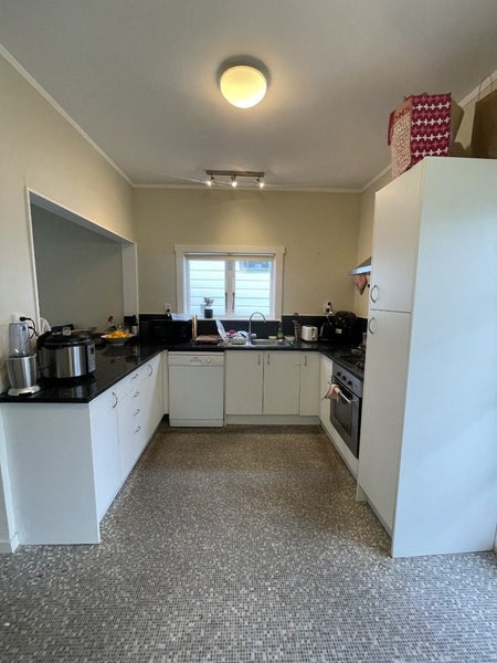 75 Herald Street, Berhampore, Wellington - Carousel 2