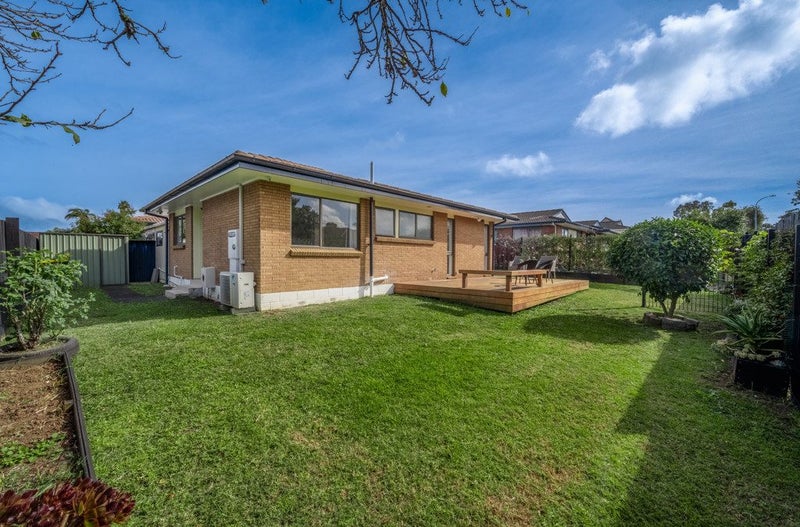 2/4 Jillteresa Crescent, Half Moon Bay, Auckland - Carousel 2