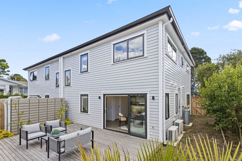 80D Woodglen Road, Glen Eden, Auckland - Carousel 1