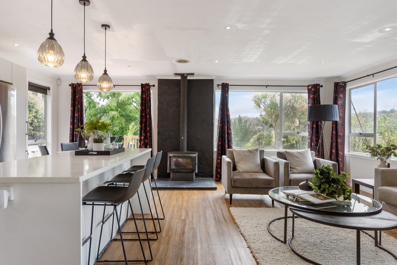 47 Waitakere Road, Waitakere, Auckland - Carousel 2