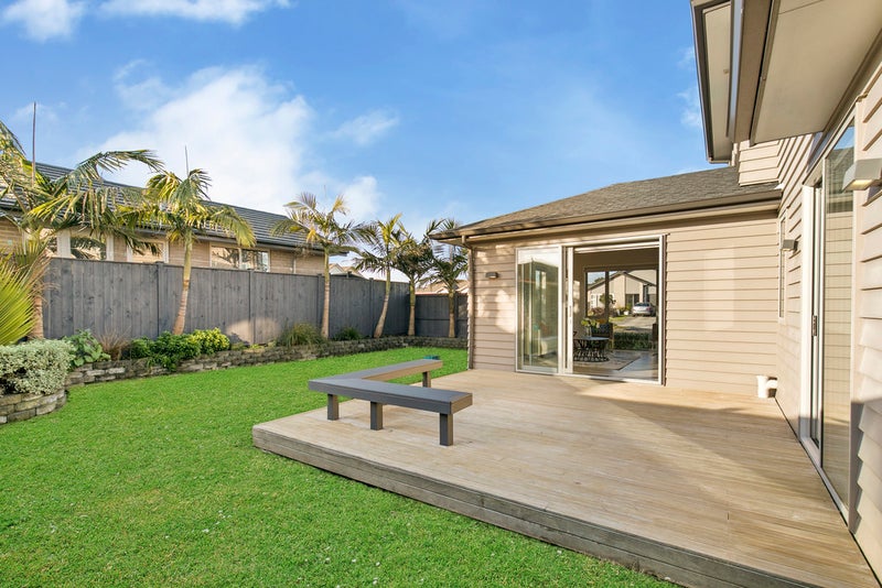 2 Bianca Court, Karaka, Papakura - Carousel 2