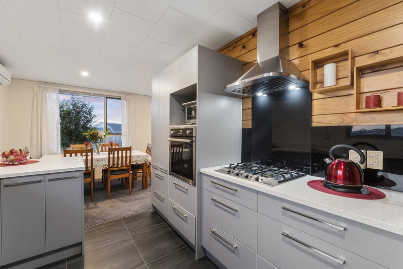 13 Grenadine Place, Unsworth Heights, Auckland - Carousel 2