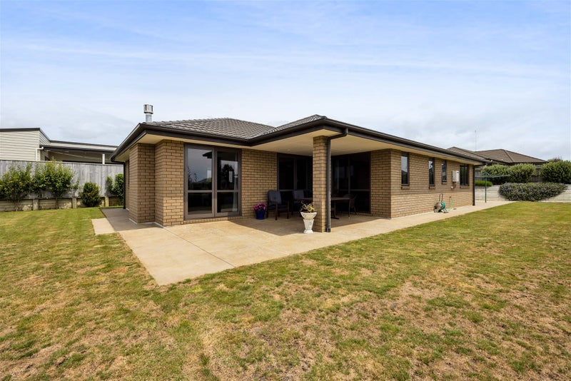 54E Dillon Drive, Bell Block, New Plymouth - Carousel 1